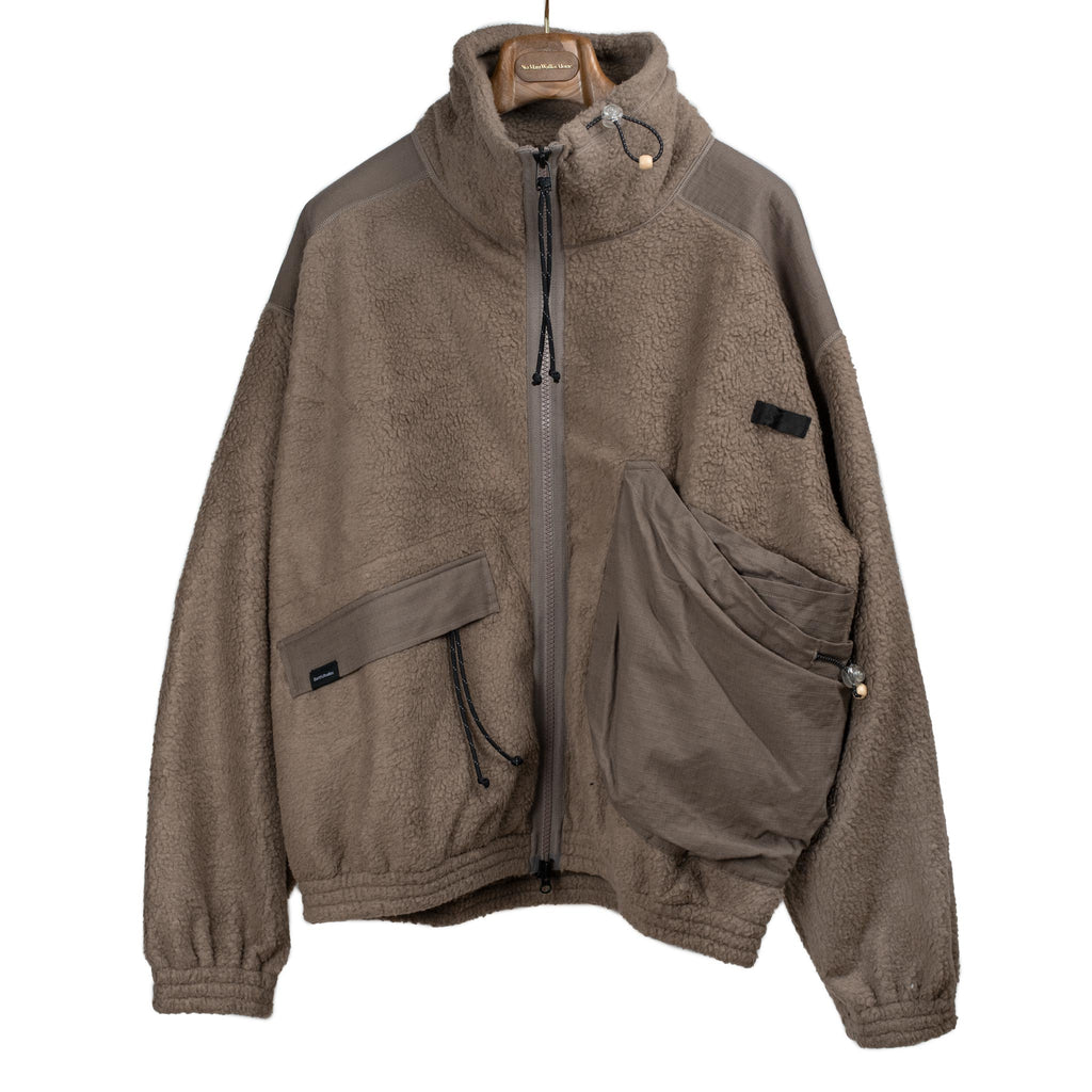 Earth\Studies FW25 ESCEP jacket in jasper taupe high pile fleece