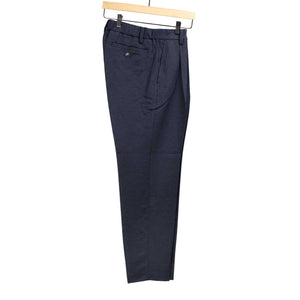 Pleated easy pants in navy linen and rayon twill