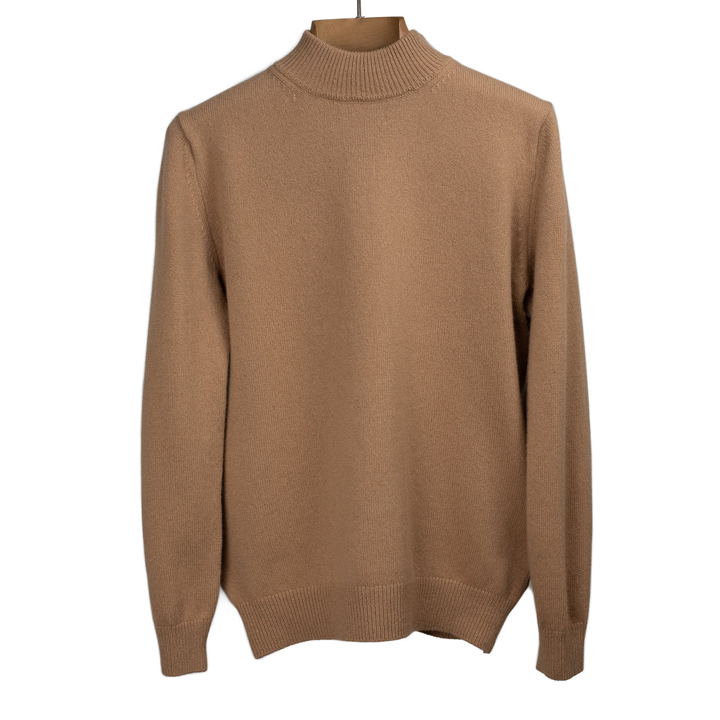 Mooncastle FW25 Mockneck sweater in camel color wool