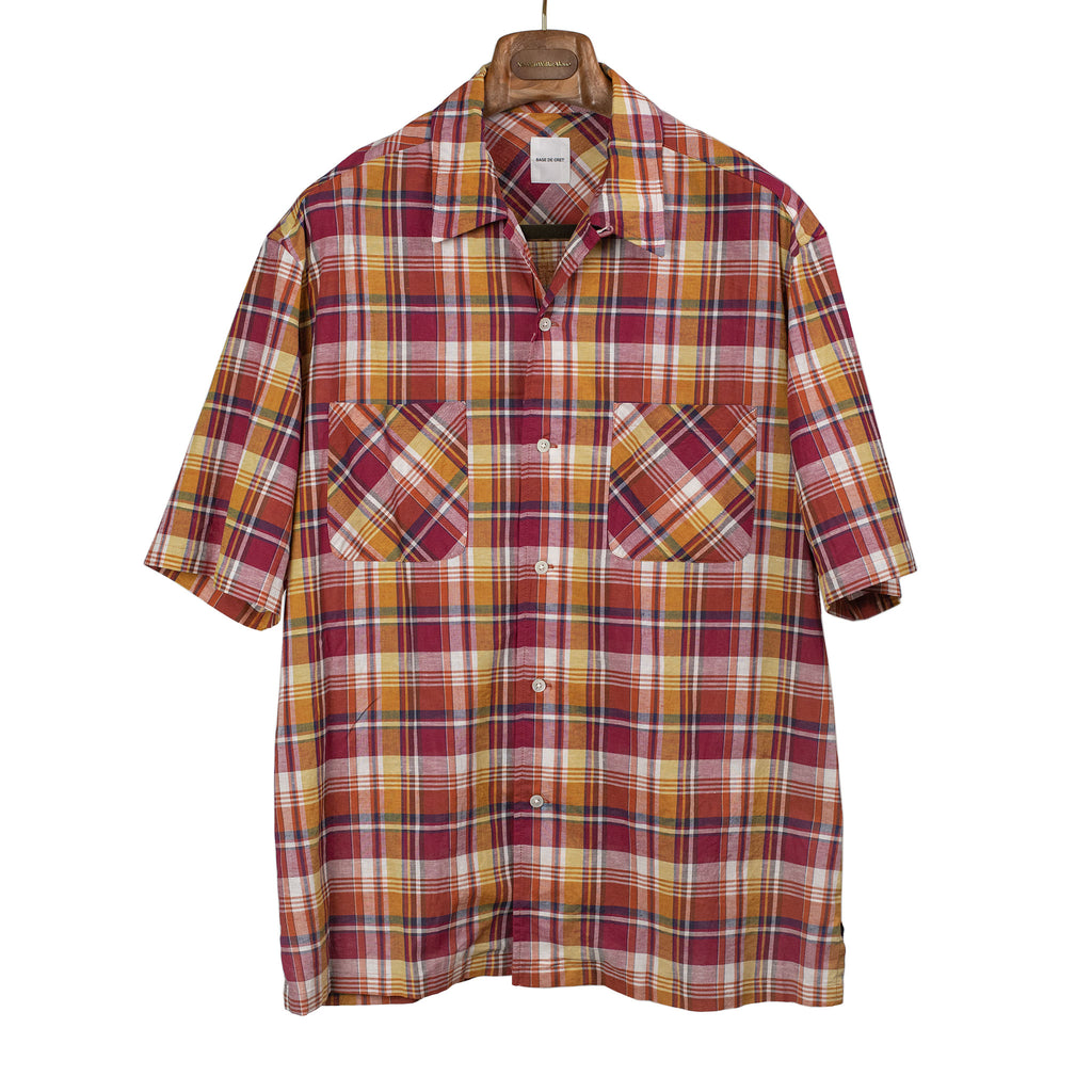 Sage de Cret SS26 Short sleeve open collar shirt in red cotton and