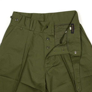 Pleated ghurka-style shorts in olive green cotton twill