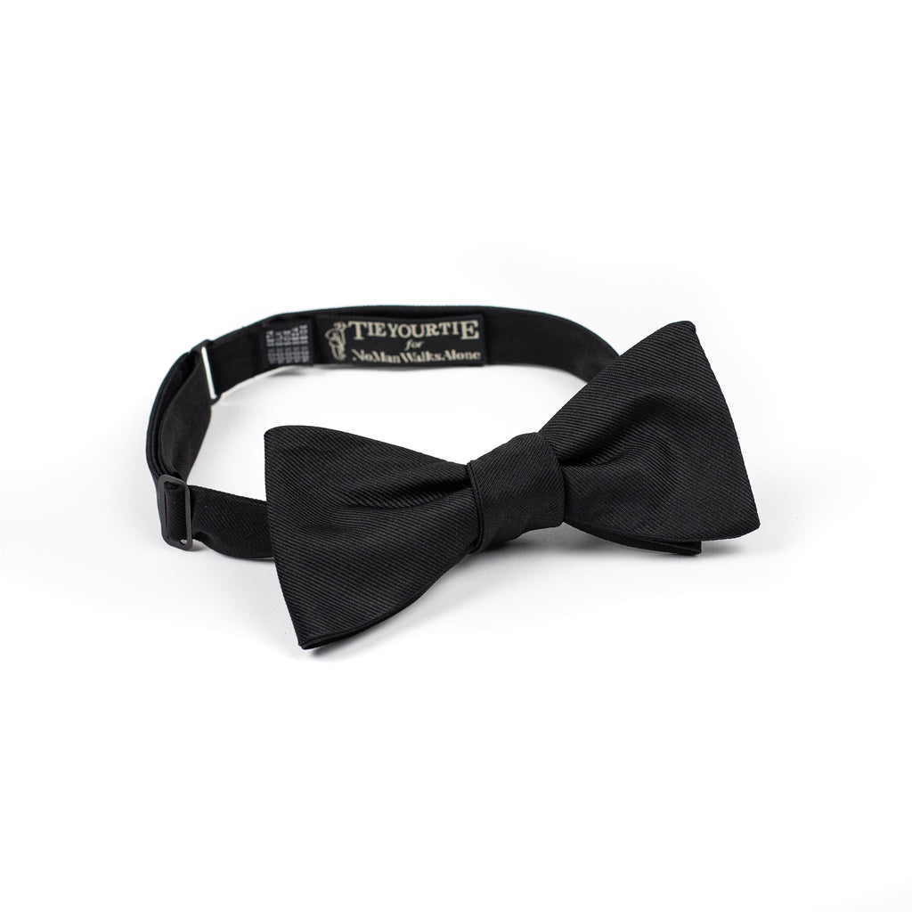 Tie Your Tie FW25 Bow tie in black silk grosgrain – No Man Walks Alone