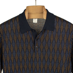 Knit short sleeve linen cotton polo, tan and blue retro diamond
