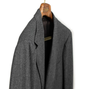 x Sartoria Carrara: Sport coat in grey herringbone flannel