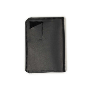 Papa passport wallet in Noiret black veg tanned leather