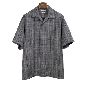 Seuvas SS26 Open collar shirt in grey and black check linen – No
