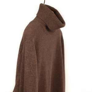 Fine gauge turtleneck sweater in brown wool