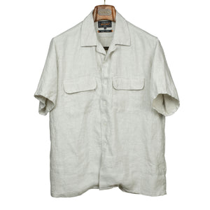 Open collar short sleeve shirt in natural linen twill