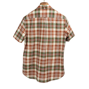 Buttoned collar short sleeve Madras cotton shirt in brown plaid