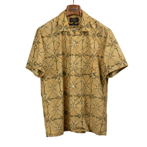 Open collar short sleeve shirt in ochre block printed cotton