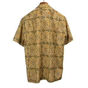 Open collar short sleeve shirt in ochre block printed cotton