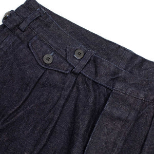 Double pleated trousers in rinsed denim
