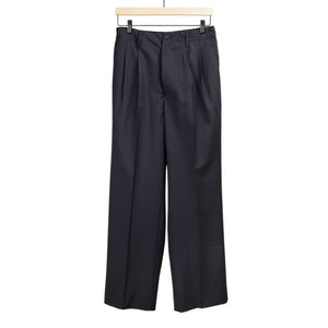 Pleated easy trousers in navy Japanese wool