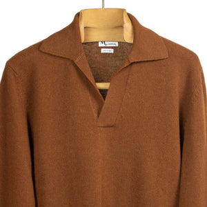 Aagro skipper style polo sweater in tobacco brown wool