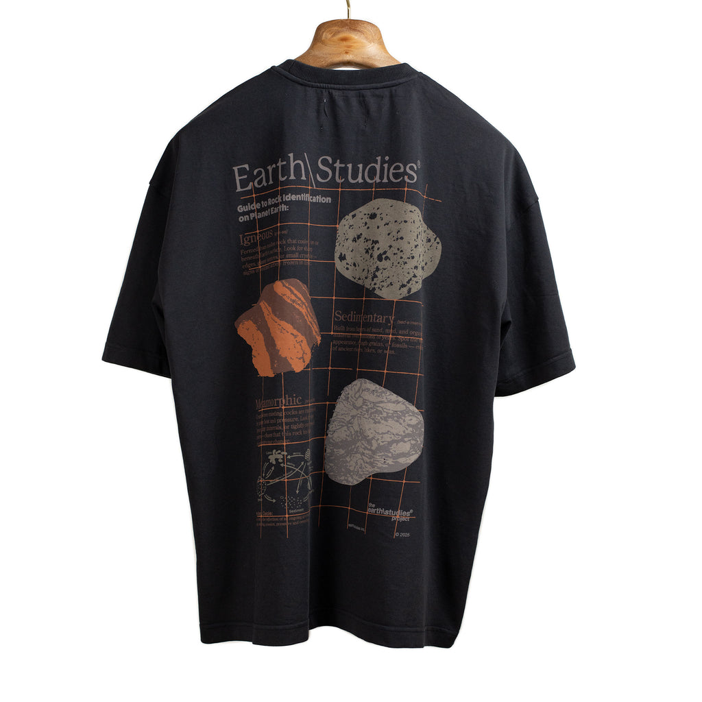 Earth\Studies SS26 Image projection tee in black cotton with geological ...