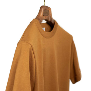 Short sleeve knit t-shirt in caramel brown