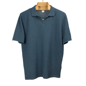 Bubble-knit short sleeve polo shirt in storm blue cotton (restock)