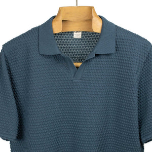 Bubble-knit short sleeve polo shirt in storm blue cotton (restock)