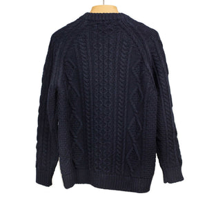 Cabled raglan sleeve crewneck in navy wool and cashmere