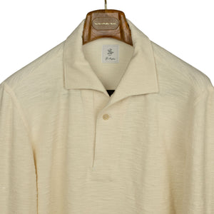 Long sleeve polo in ecru striated weave cotton, one-piece collar (restock)