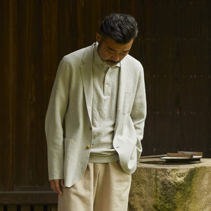 Molded jacket in cement grey linen and silk