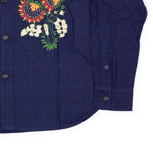 Luis shirt in indigo blue handwoven cotton with hand-embroidered flowers