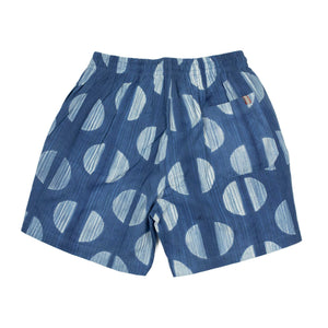 Alghero beach shorts in Shibori tie-dyed indigo cotton