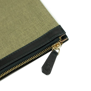 Palma portfolio in olive green canvas and black vegetable-tanned leather