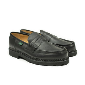 Reims piped seam loafers in black scotch grain leather