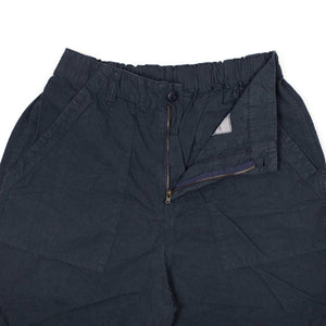 Patched fatigue shorts in navy cotton and hemp