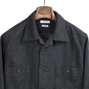 Seuvas FW25 Open collar shirt in charcoal lofty wool – No Man