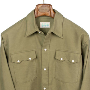 Pearlsnap Western shirt in olive cotton moleskin