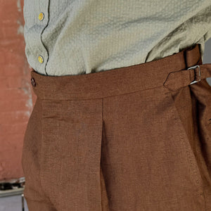 x Sartoria Carrara: pleated trousers in Drapers tobacco brown linen (separates)