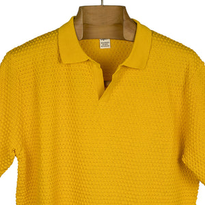Bubble-knit short sleeve polo shirt in goldenrod cotton (restock)