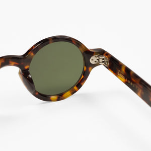 "Burt" sunglasses in marble brown tortoise