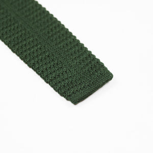 Green square bottom cotton knit tie