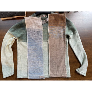 [SS22 Pre-order] Gradient blue and grey ombre linen rolled edge tunic sweater