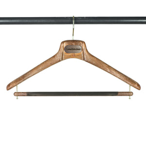 x Mainetti: Suit hangers, bundle of three