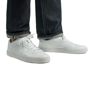 2A sneaker in "nebelweiss" light grey leather with light grey sole