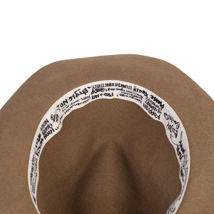 Rollable fedora in camel color wool felt