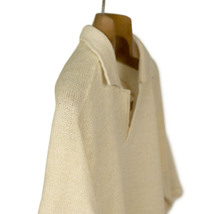 Saddle shoulder polo in Mist off-white linen