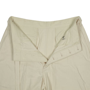 Belted shorts in ecru cotton sateen