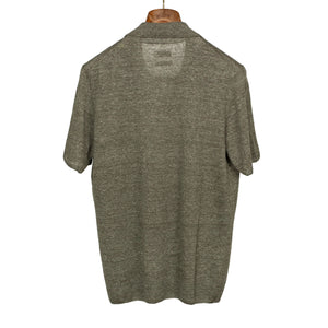 Knitted polo shirt in dark sand Italian linen