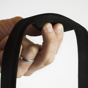 Black suede "tubo" tubular dress belt