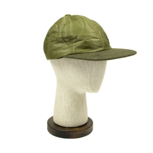 Quilted cap in olive poly